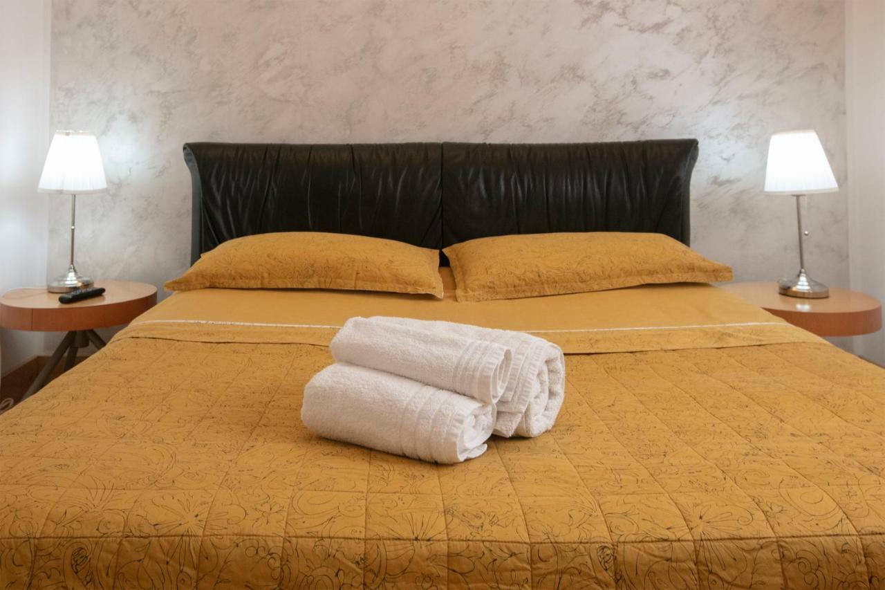 Giardini E Mare Bed and Breakfast Quartu SantʼElena Buitenkant foto
